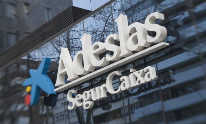 SegurCaixa Adeslas cobró 550 euros a un enfermo de Alzheimer por un servicio que nunca contrató