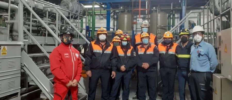Los bomberos voluntarios y protección civil de La Gomera se forman en la central térmica de Endesa