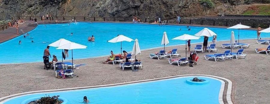 La empresa Tragsa logra abrir la piscina de Vallehermoso al final del verano
