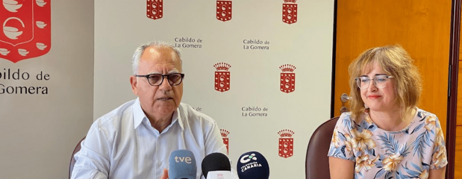 El Cabildo de La Gomera facilita los libros de texto a más de mil estudiantes de la isla