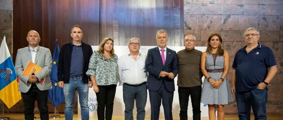 Gobierno de Canarias y sindicatos educativos acuerdan proponer al Ministerio cambios en los concursos de oposición o méritos