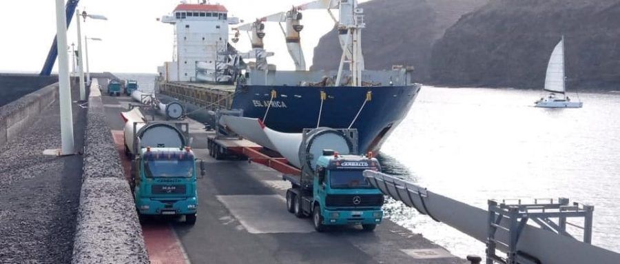 Comunican la interrupción del trafico nocturno en San Sebastián de La Gomera por transportes especiales