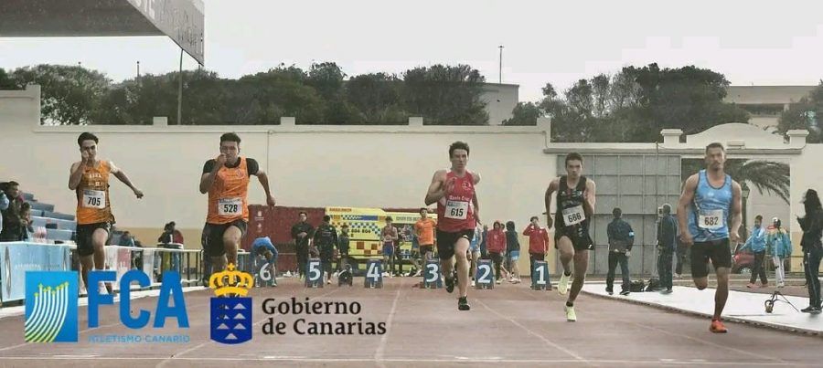 Lucia Curbelo 5ª en el campeonato de España de pista cubierta en triple salto y Adrián Coello subcampeón de Canarias en 60ml