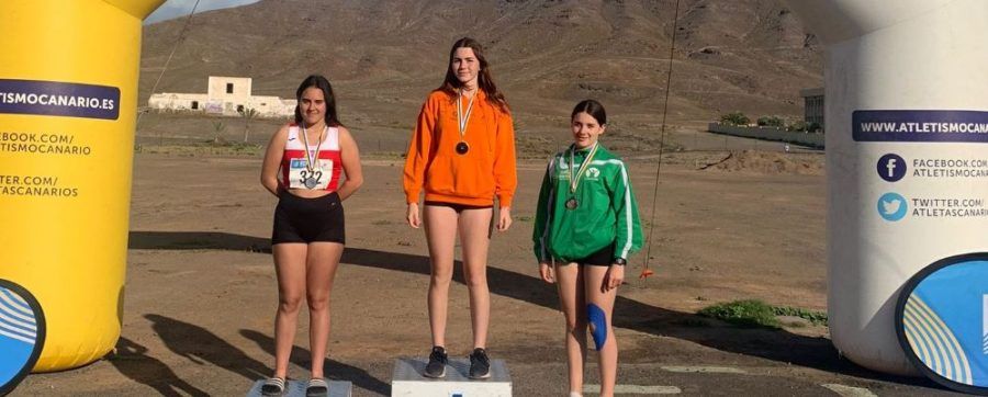 Emilia Luisa Correa Schmidt campeona en el IX campeonato de canarias de lanzamientos largos