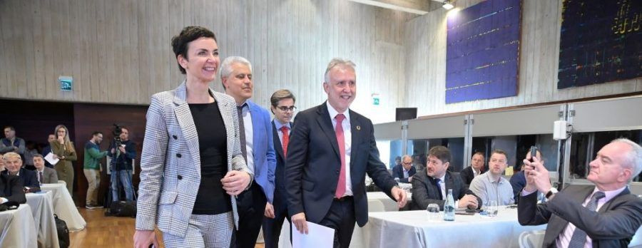 El presidente de Canarias califica de éxito el seminario sobre las necesidades de las RUP en la UE