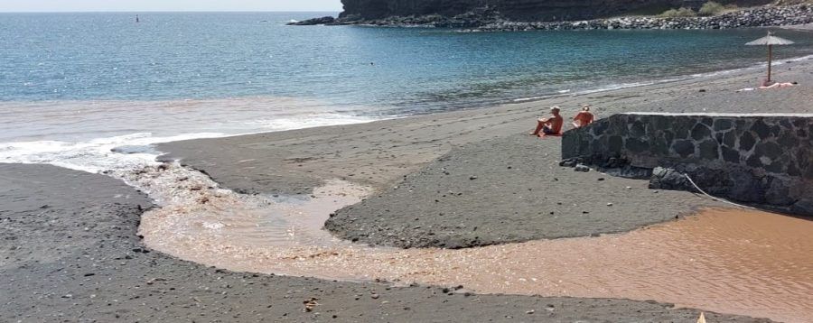 El agua de la desaladora de San Sebastián de La Gomera volverá hoy a invadir la playa