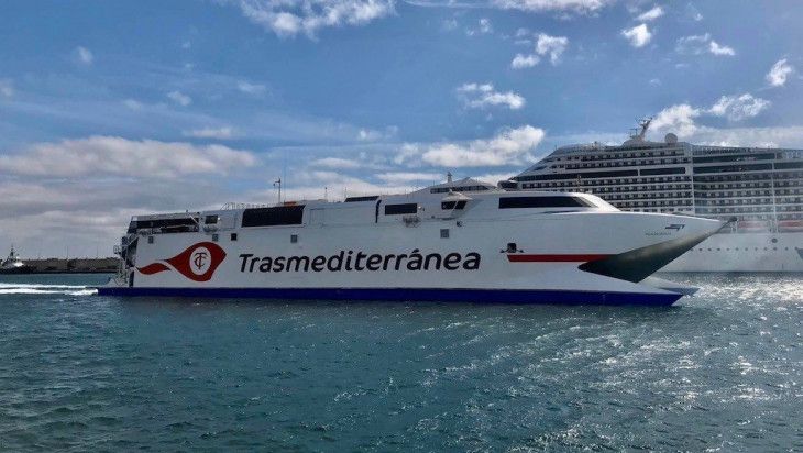 Fast ferry “Villa de Agaete” cubre el servicio de alta velocidad entre San Sebastián de La Gomera y Los Cristianos