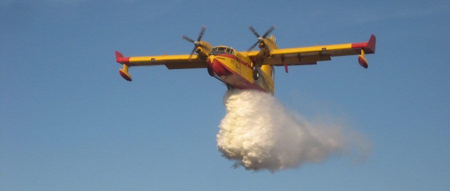 El Ministerio despliega un gran dispositivo de refuerzo de alta capacidad en apoyo al Gobierno de Canarias en la extinción del incendio de Tenerife