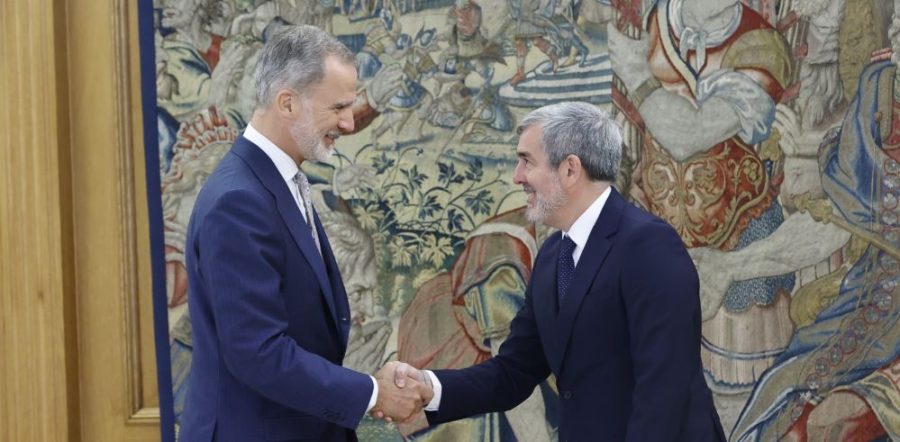Clavijo traslada a Felipe VI su “preocupación creciente” por “falta de respuesta efectiva” en política migratoria