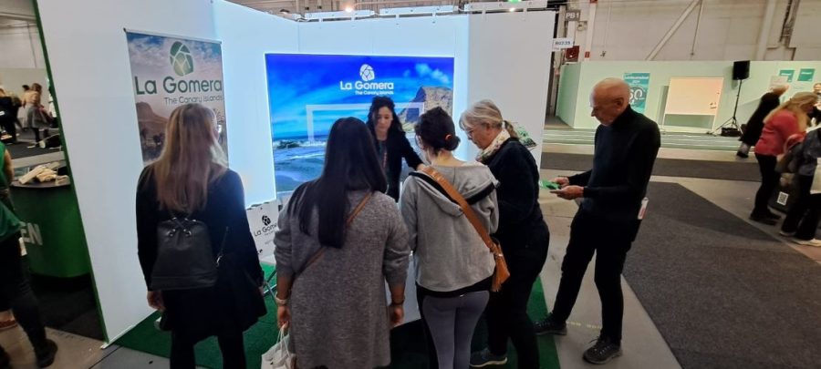 La Gomera se posiciona como destino predilecto para retiros de yoga y bienestar en la feria Allt för Hälsan
