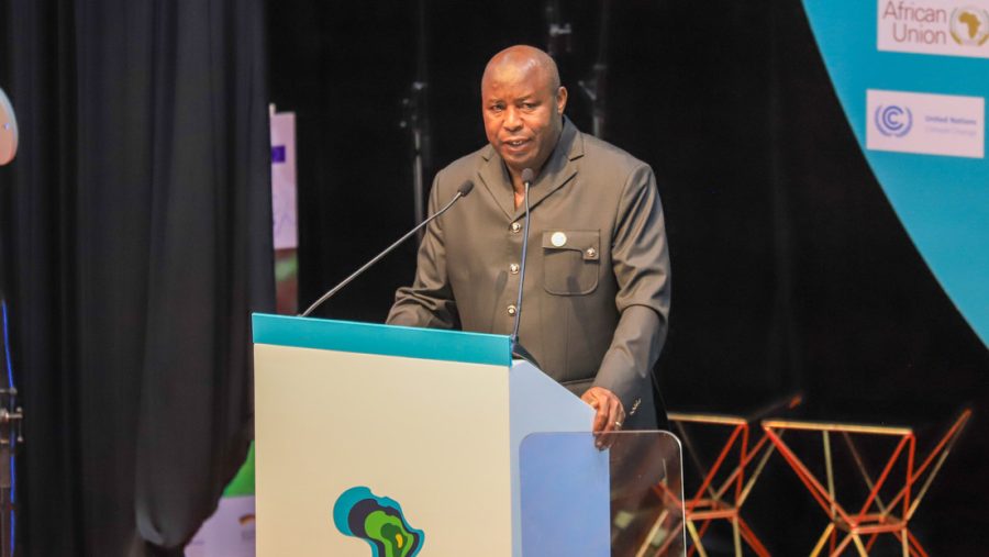 El presidente de Burundi insta a que los homosexuales sean apedreados públicamente