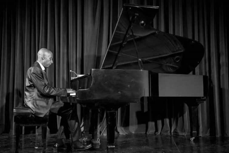 El pianista cubano Othoniel Rodríguez ofrece un recorrido musical este sábado 13 en San Sebastián de La Gomera