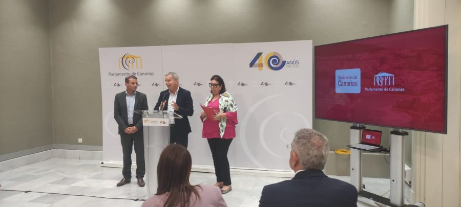 Franquis sobre el proceso de estabilización docente: “El consejero de Educación se ha convertido en un pirómano y bombero”