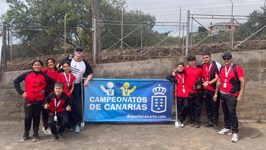La selección gomera de bola canaria participa en el Campeonato de Canaria