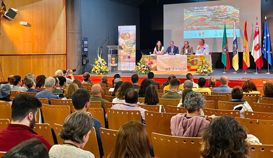 Más de un centenar de profesionales abordan en La Gomera los retos de la agroecología desde el municipalismo