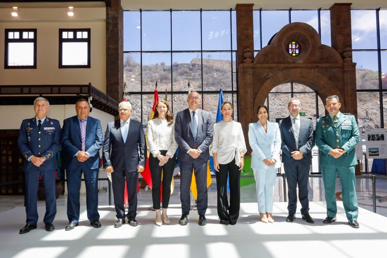 El Aeropuerto de La Gomera celebra 25 años al servicio de la isla con 1.113.327 pasajeros