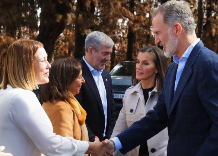 El Parlamento de Canarias concede su Medalla de Oro a Felipe VI