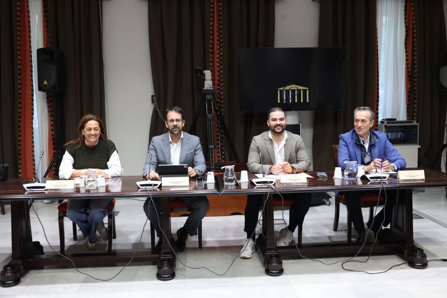 El Cabildo de La Gomera valora el trabajo conjunto para perfilar la futura ley de vivienda vacacional