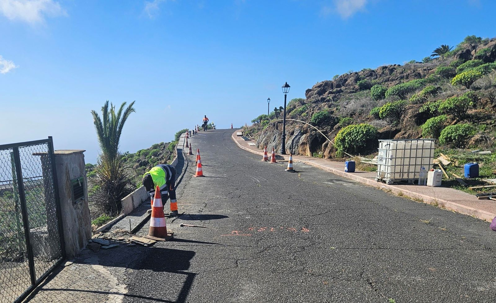 Comienzan las obras de rehabilitación del firme y asfaltado de Targa en Alajeró