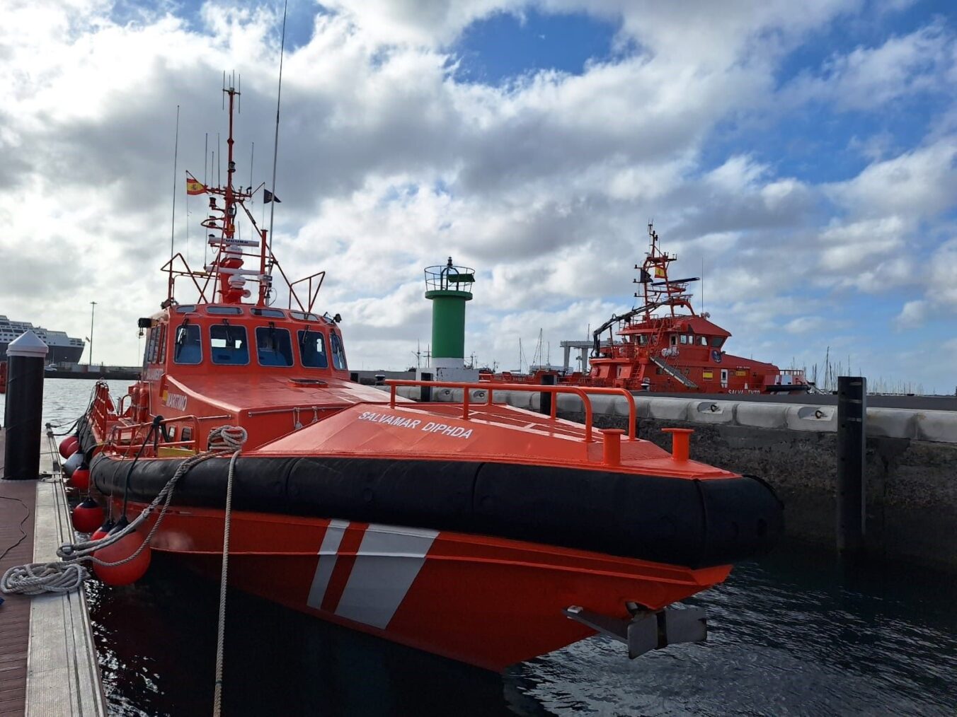 Salvamento Marítimo sitúa una embarcación adicional en Lanzarote