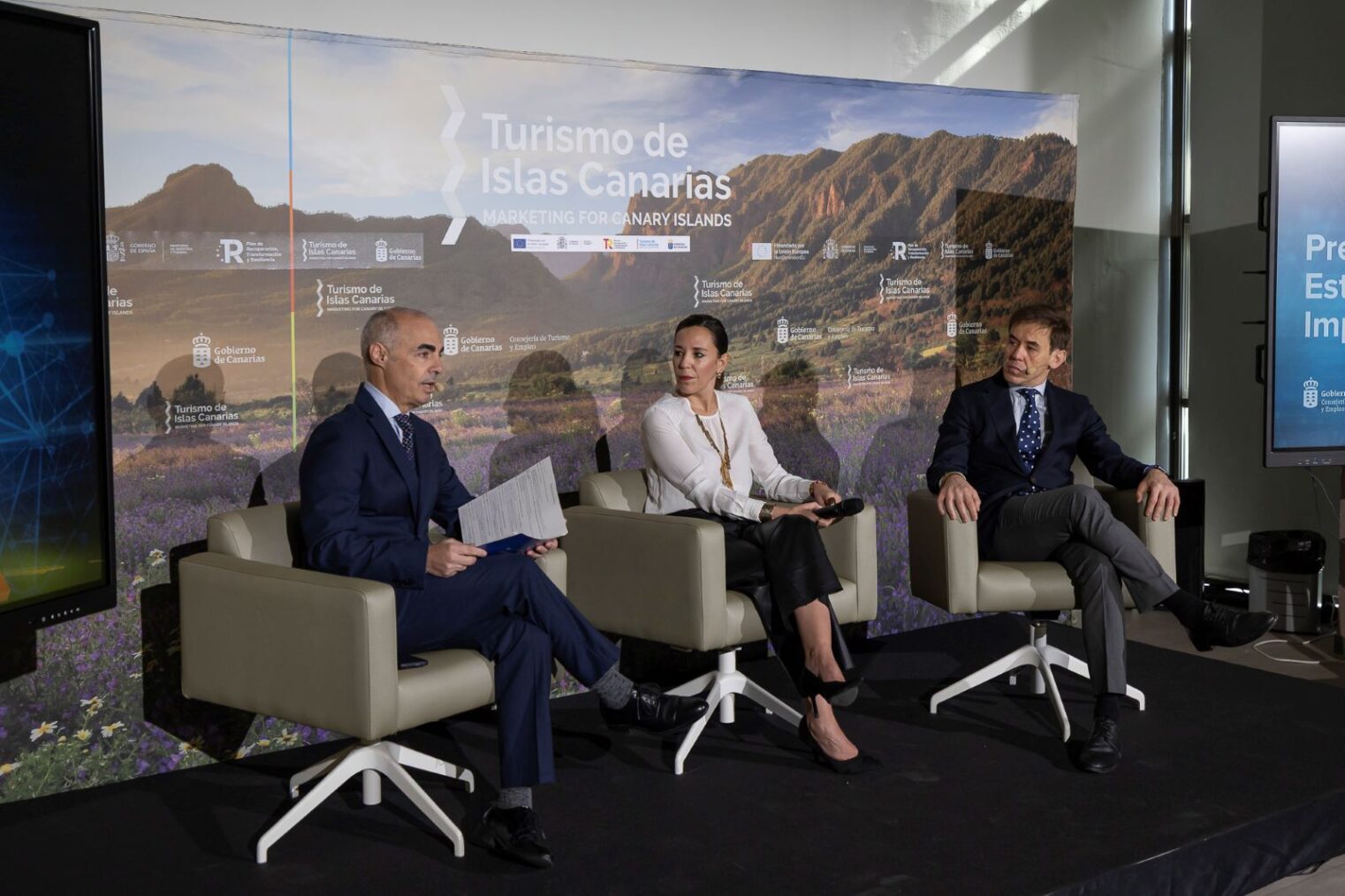 El sector turístico de Canarias aporta 21.424 millones de euros, un 36,8% al PIB regional