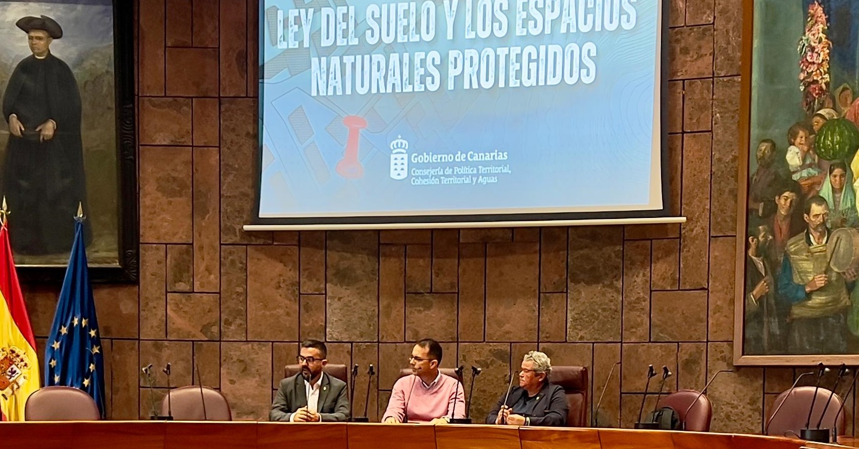 Onán Cruz, presentó en La Gomera el borrador del anteproyecto de Ley del Suelo y los Espacios Naturales Protegidos de Canarias