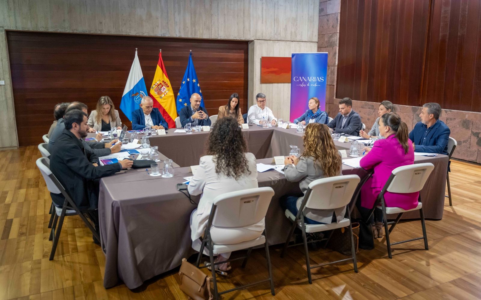 Fuerteventura, El Hierro y La Gomera se incorporan al Comité del Sector Moda y a la estrategia canaria común