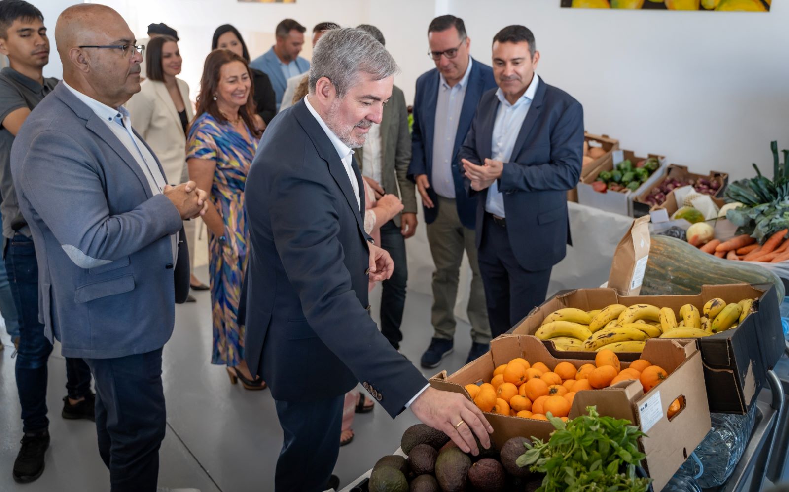 Clavijo destaca el “éxito” de los ecocomedores que llegan ya a 24.000 alumnos canarios