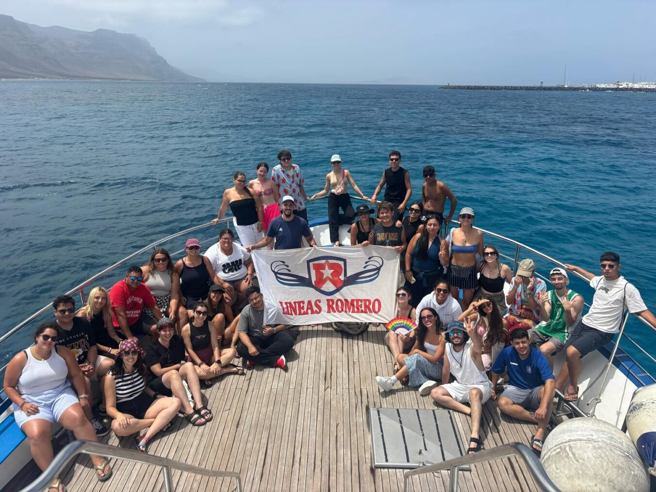 La Asociación Juvenil Siete en la 8ª reúne a jóvenes de toda Canarias en La Graciosa