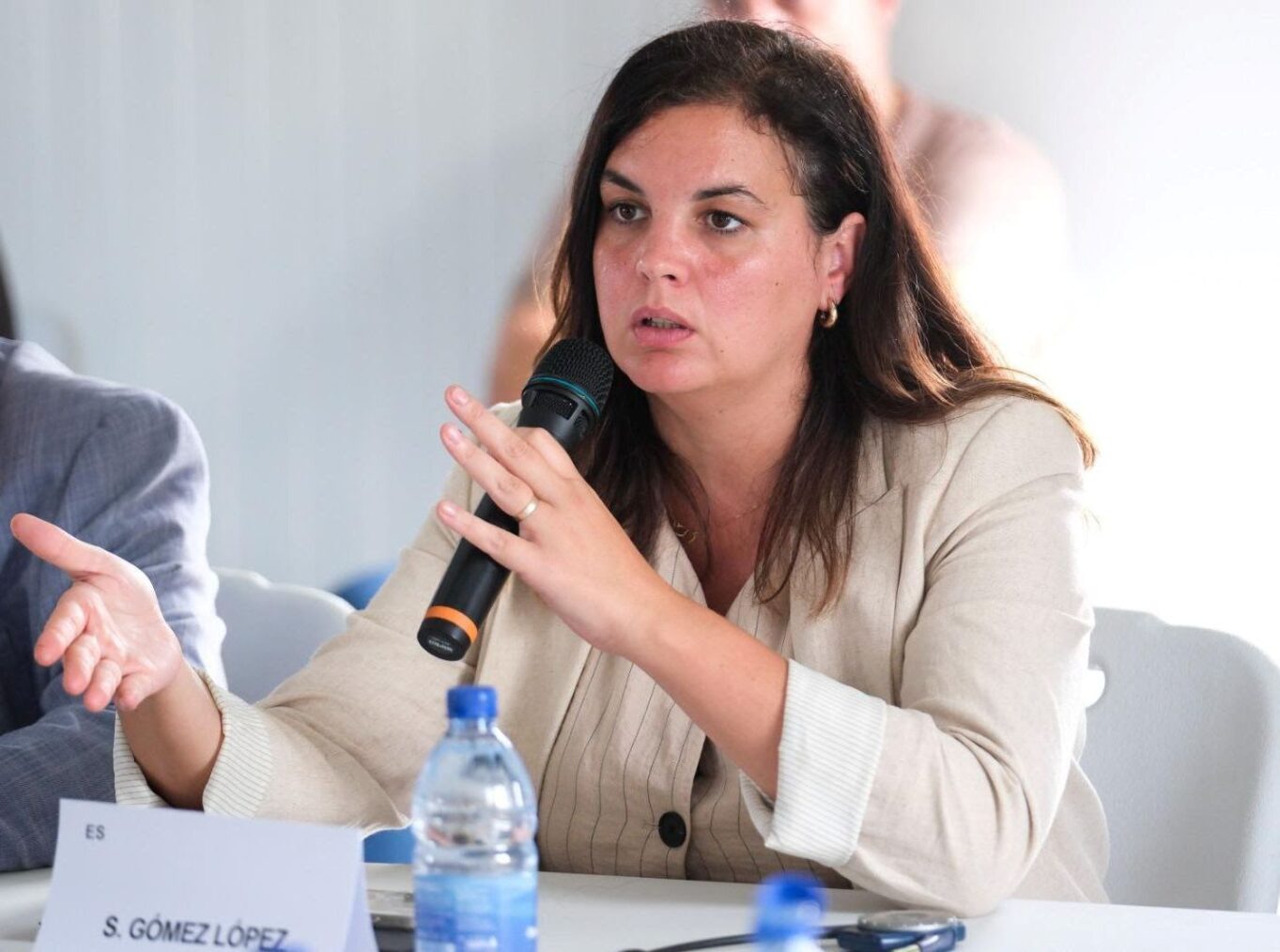 La socialista Sandra Gómez destaca “el trabajo realizado para reducir la inmigración irregular a Canarias e impulsar políticas de integración”