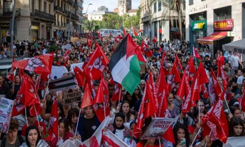 Decenas de miles de personas salen a la calle por toda España contra el ...