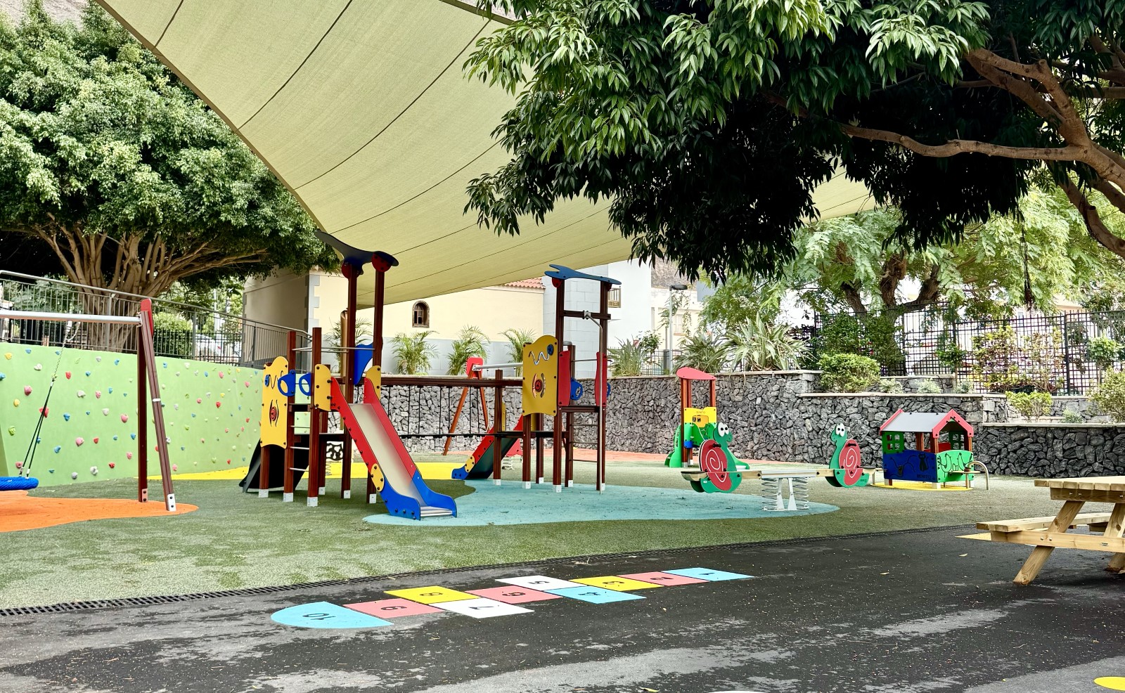 Valle Gran Rey reabre el Parque Infantil de Borbalán tras la finalización de las obras de mejora