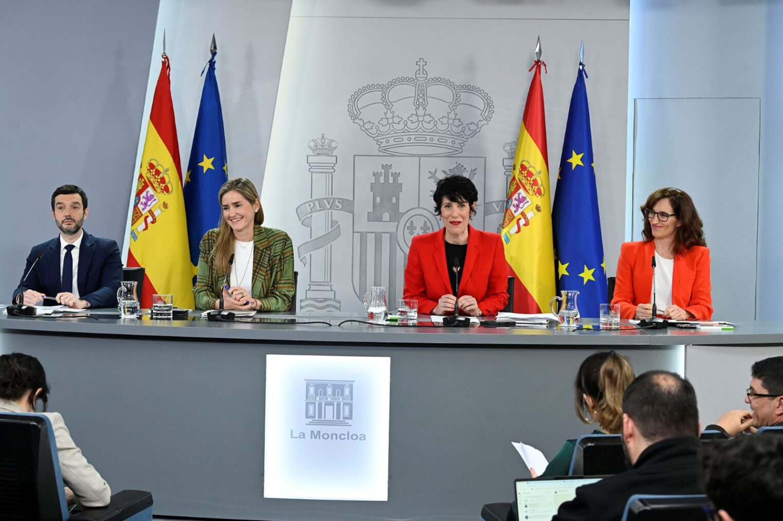El Gobierno acuerda limitar la subida de los precios de productos y servicios en situaciones de emergencia para evitar abusos