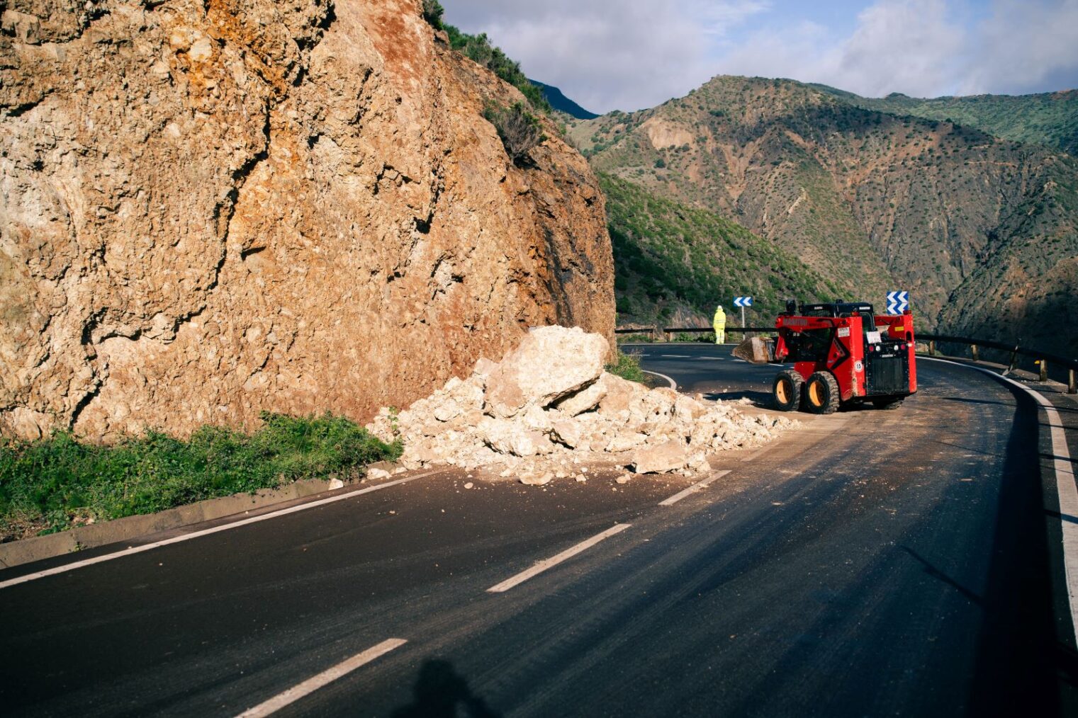 La Gomera registra una treintena de incidencias durante las últimas 24 horas por la borrasca Therese