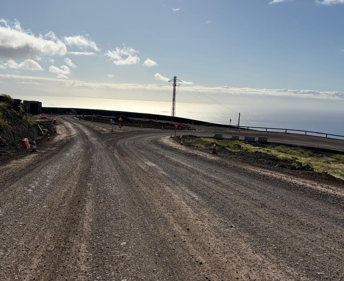 Plasencia: “Ya está bien de dejadez en la obra de la carretera del Aeropuerto de La Gomera a Paredes”