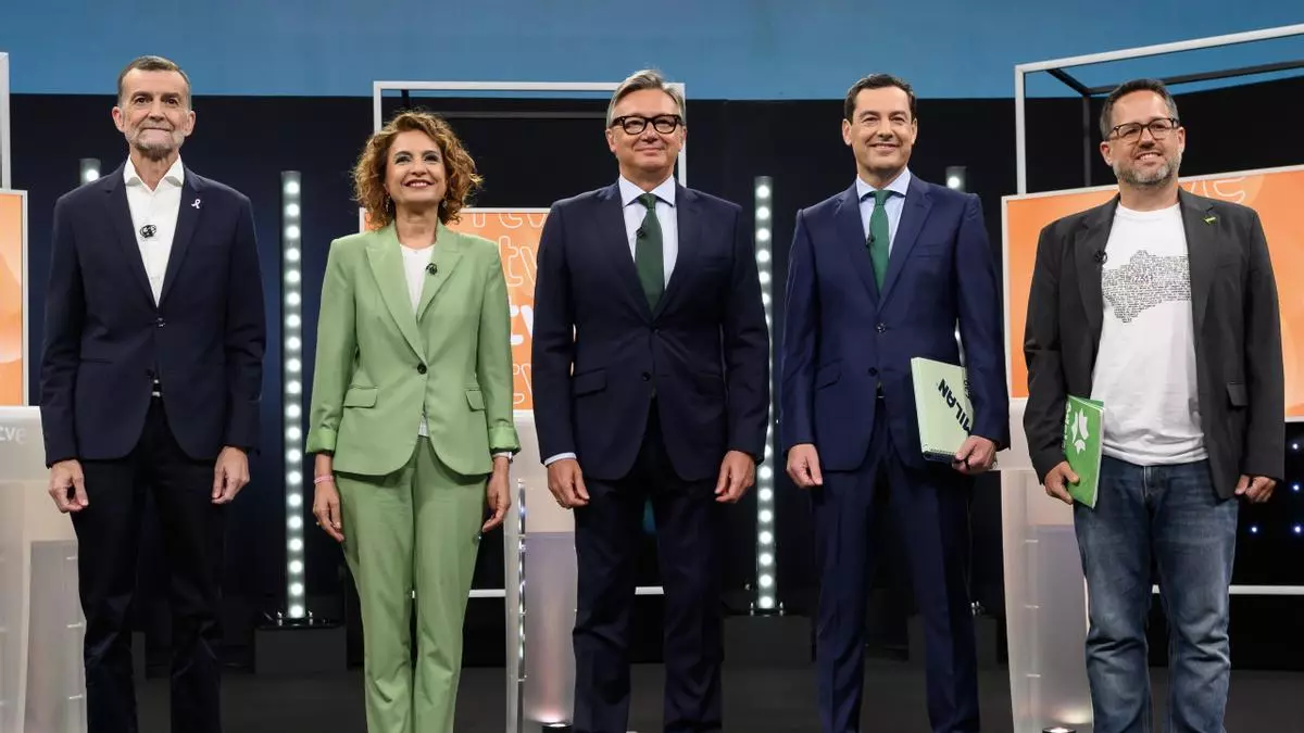 Las izquierdas juegan en equipo y dejan bloqueado a Moreno en el primer debate electoral de las andaluzas: “Usted es Vox con sonrisa”