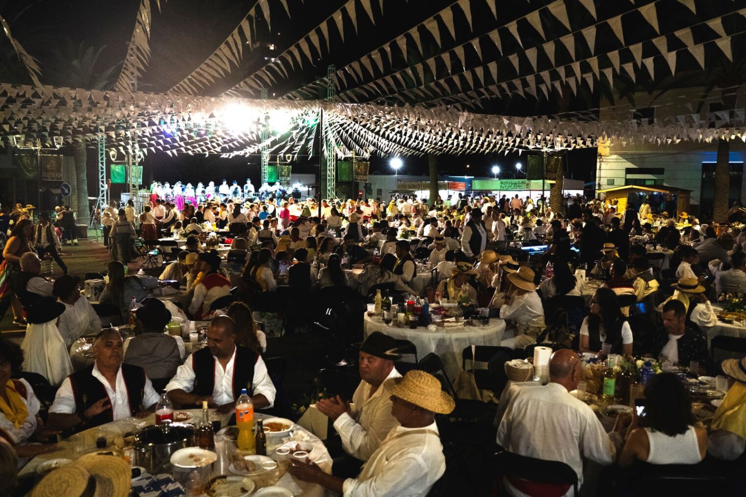 Vallehermoso abrirá este viernes la reserva de mesas para el Baile de Magos más antiguo de La Gomera