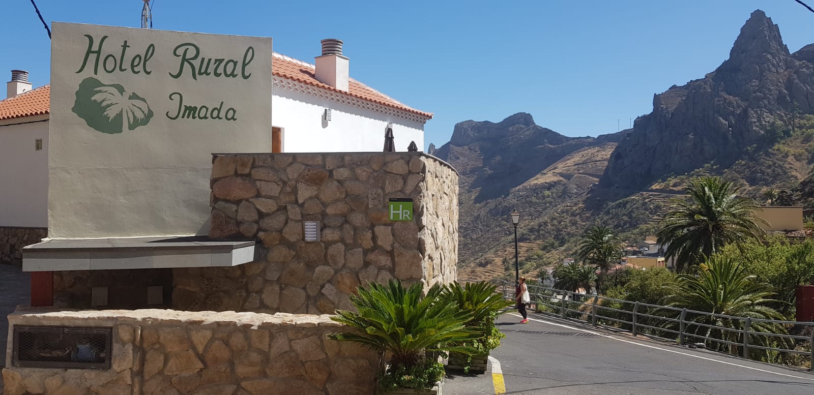 Expuesto al público el concurso para el arrendamiento del Hotel Rural de Imada
