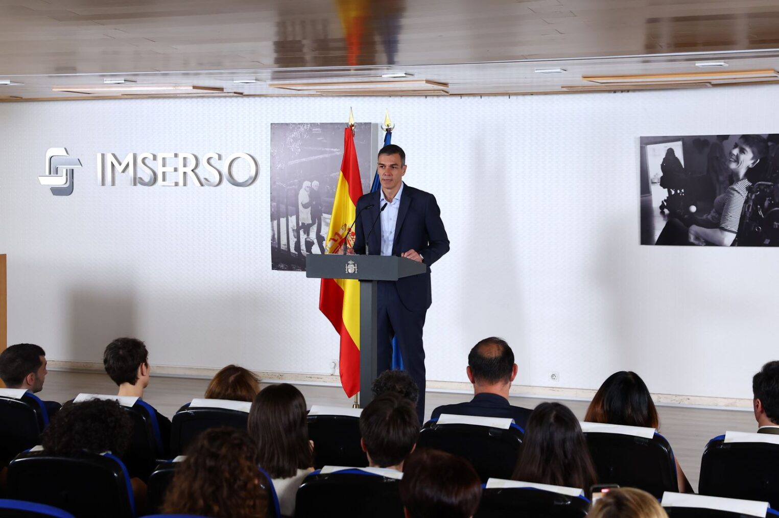 Pedro Sánchez anuncia que el Gobierno aprueba hoy la mayor inversión en dependencia de la democracia: más de 2.200 M€ extra para “cuidar más y mejor a quienes más lo necesitan”