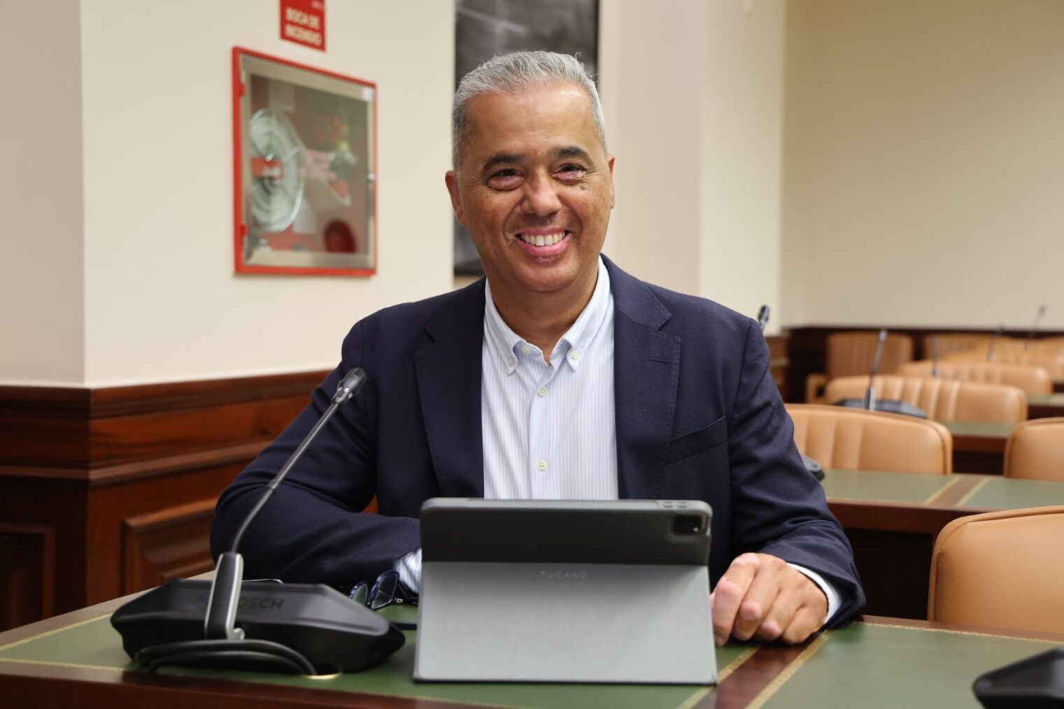 Ramón Morales destaca la inversión de 1.807 millones del Gobierno para modernizar los aeropuertos canarios