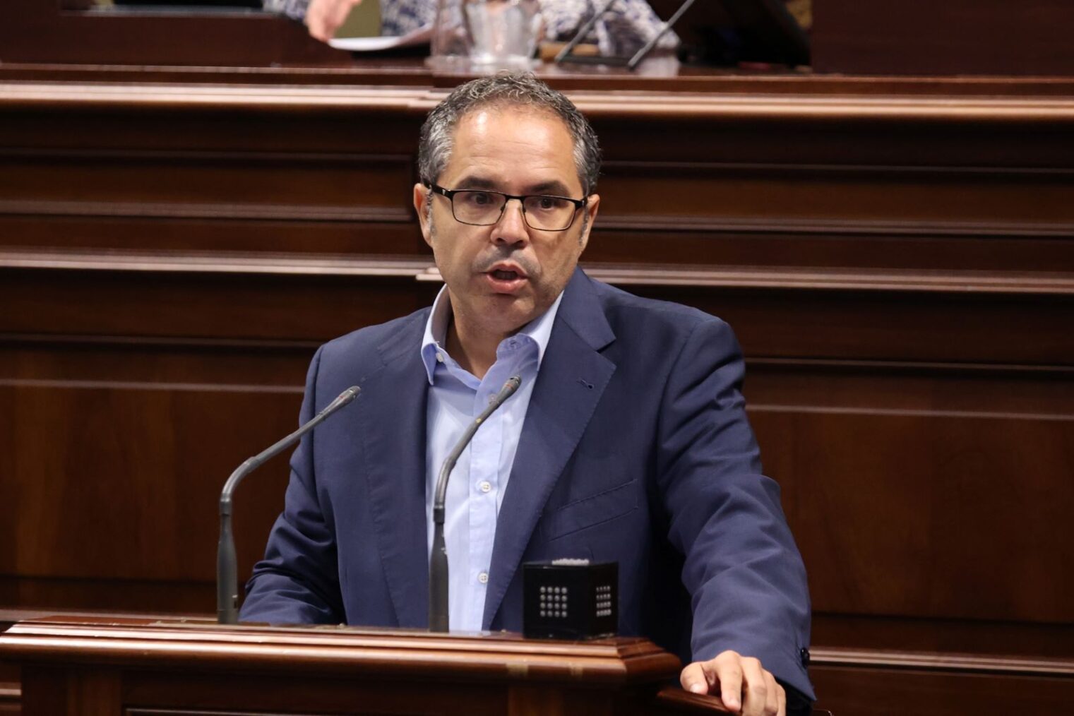 El PSOE acusa a Clavijo de traicionar a los residentes en zonas turísticas: “El Gobierno prepara un decretazo latifundista para dar el poder a los explotadores turísticos”