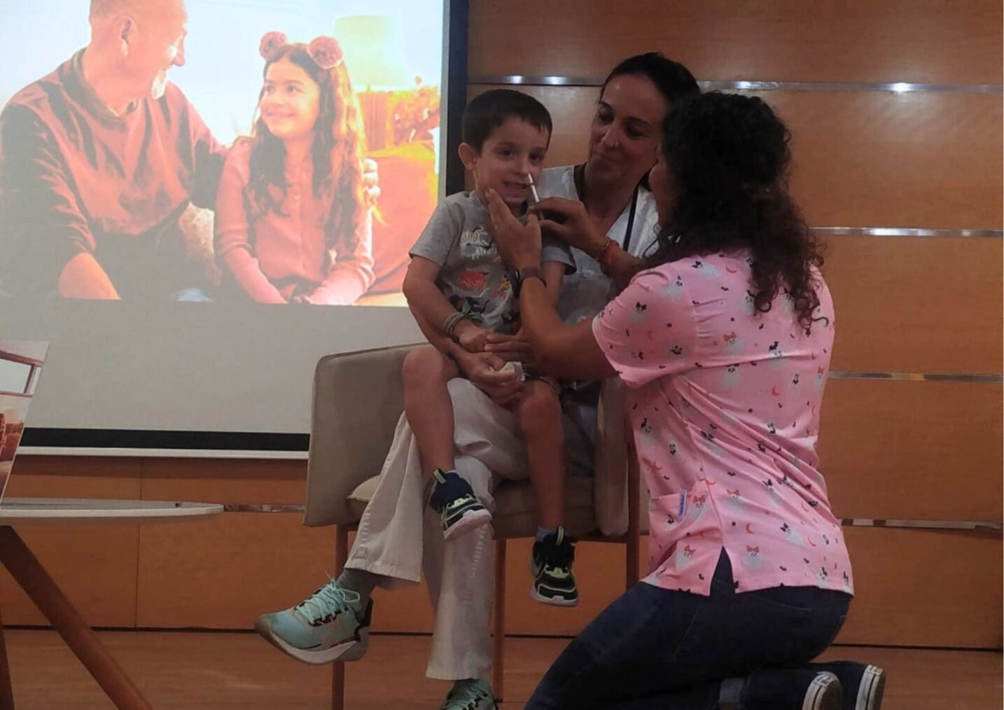 Sanidad inicia hoy la vacunación frente a infecciones respiratorias en los centros de salud de Canarias